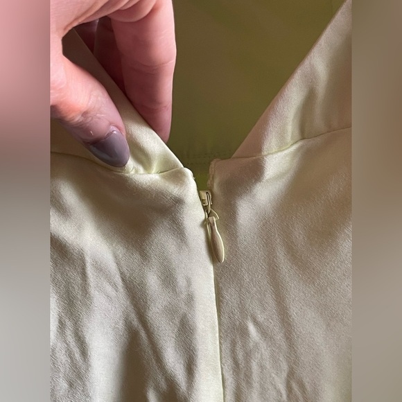 NWT Significant Other Alessia One Shoulder Midi Dress in Citron - Picture 9 of 11